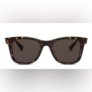 COACH HC8290 Tortoise Shell Sunglasses